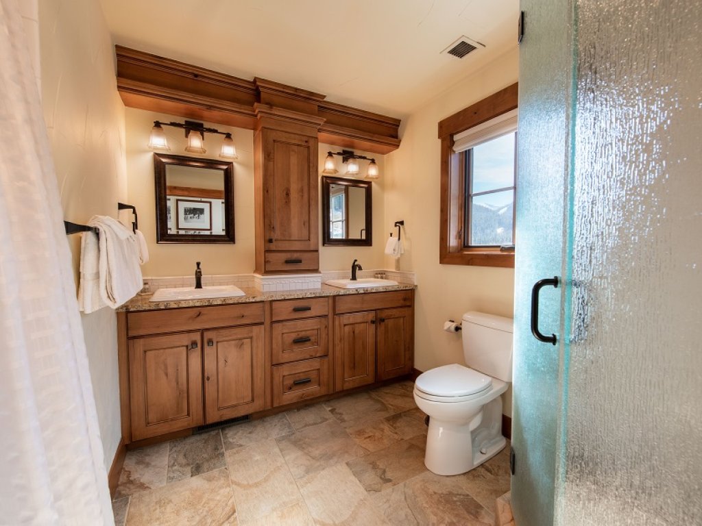 Penthouse Unit 2801 - Three Bedroom - Zephyr Mountain Lodge Vacation Rental in Winter Park - RedAwning