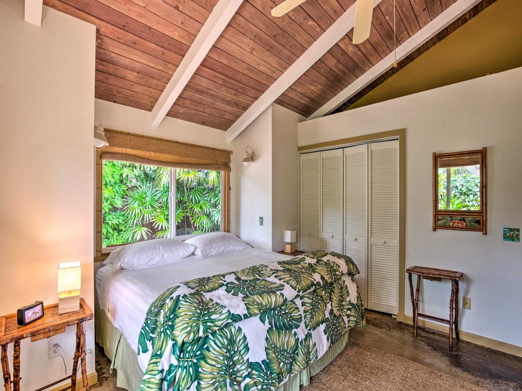 Kauai Hale Melemele Vacation Rental in Kapaa - RedAwning