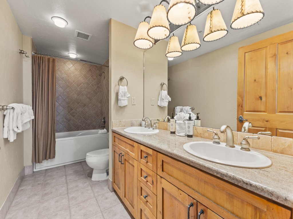 Steamboat Grand Penthouse 701 with Loft Vacation Rental in Steamboat Springs - RedAwning