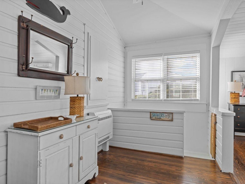 Sunset Shores Vacation Rental in North Carolina - RedAwning