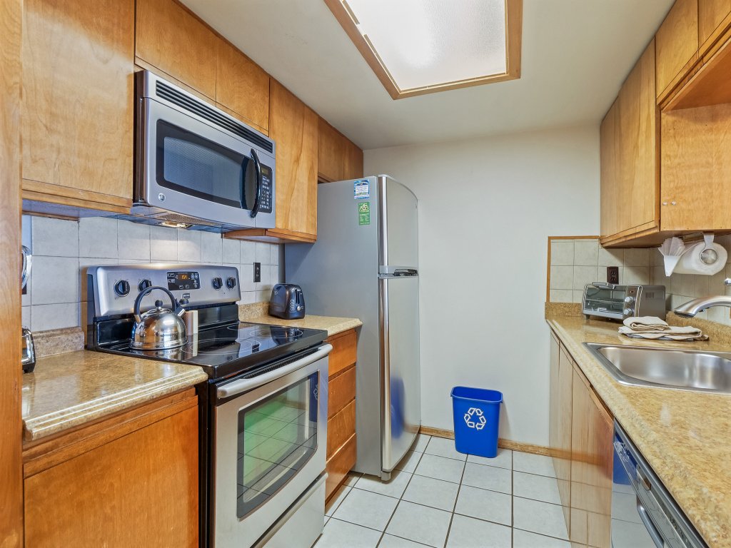 Village Square 1 Bedroom Condo #337/339 Vacation Rental in Copper Mountain - RedAwning