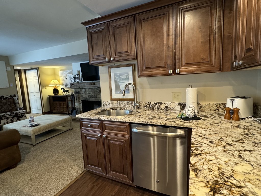 Wild Irishman 3BR in Keystone-Cozy Mountain Escape Vacation Rental in Keystone - RedAwning