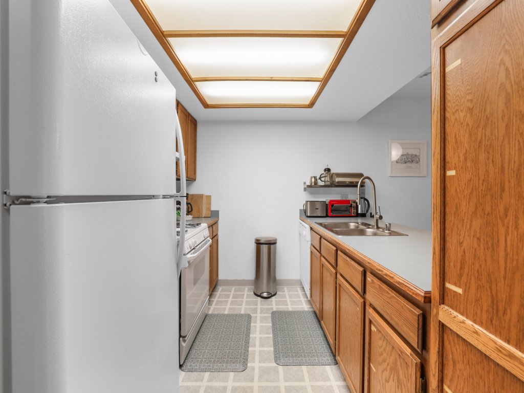 Kirkwood Retreat - 2 Bedroom Condo Vacation Rental in Kirkwood - RedAwning