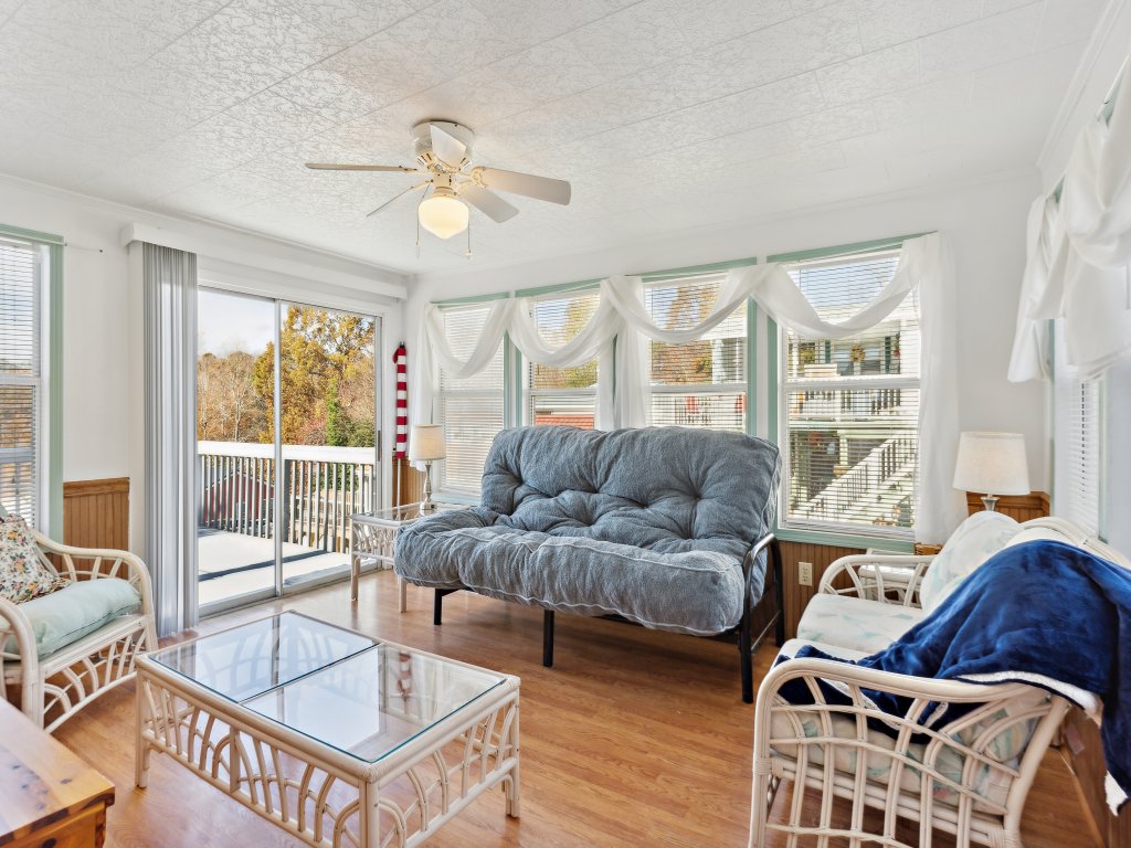 Lakeview Retreat in Badin Shores Resort Vacation Rental in North Carolina - RedAwning