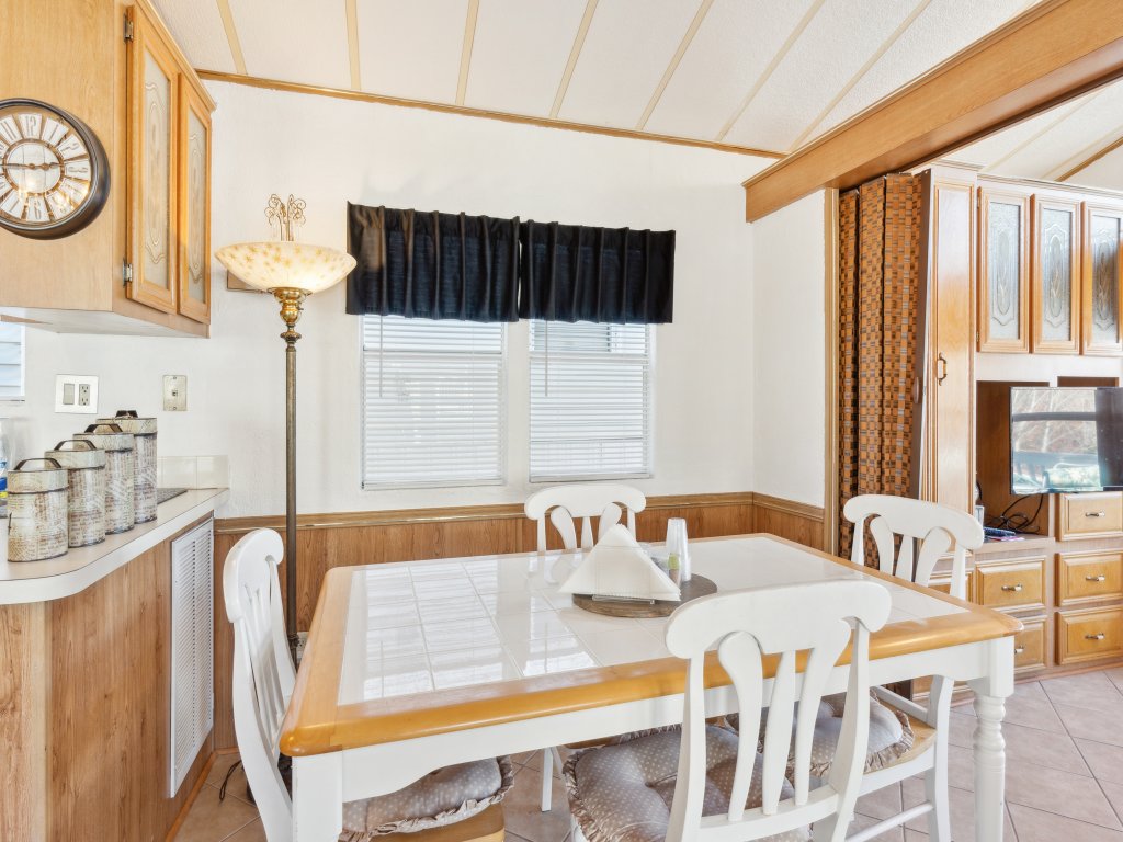 Lakeview Retreat in Badin Shores Resort Vacation Rental in North Carolina - RedAwning