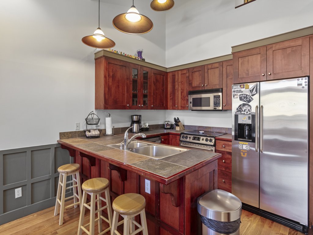 7301- Three Bedroom Deluxe Crossings Townhomes Vacation Rental in Solitude - RedAwning