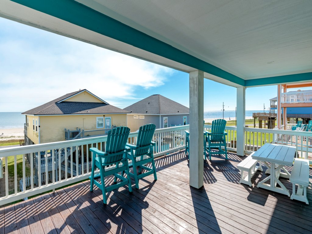 Crystal Breeze Vacation Rental in Texas - RedAwning