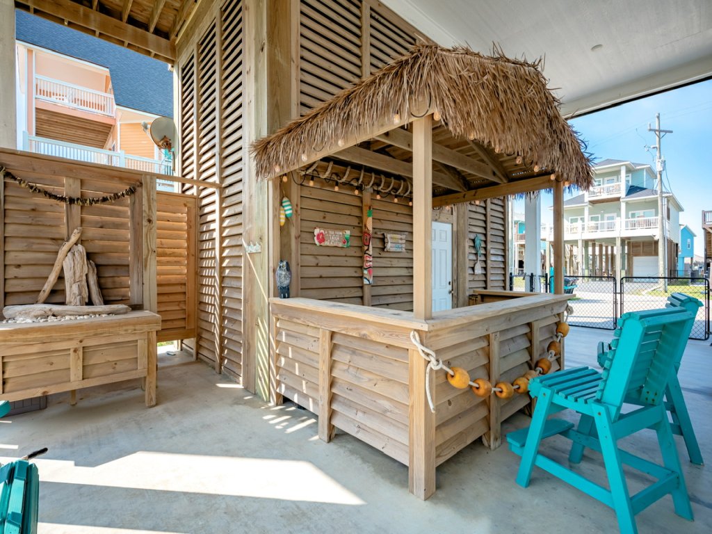 Crystal Breeze Vacation Rental in Texas - RedAwning