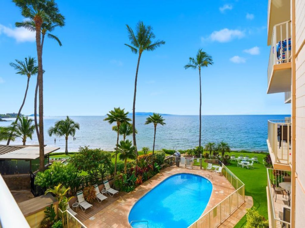 KAMAOLE NALU, #304 Vacation Rental in Hawaii - RedAwning