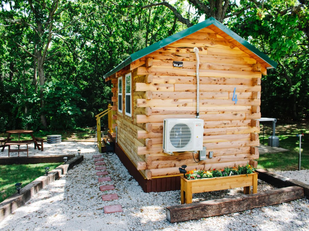 #4 - Amish Log Camping Cabin Walk to the Water Vacation Rental in Kansas - RedAwning