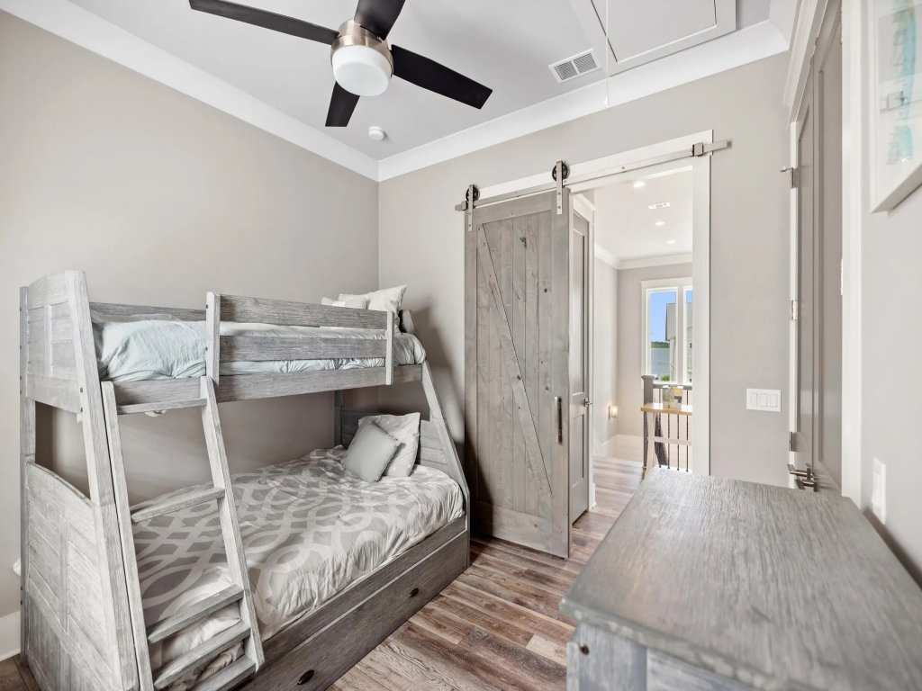 Sunset Serenade Vacation Rental in Navarre - RedAwning