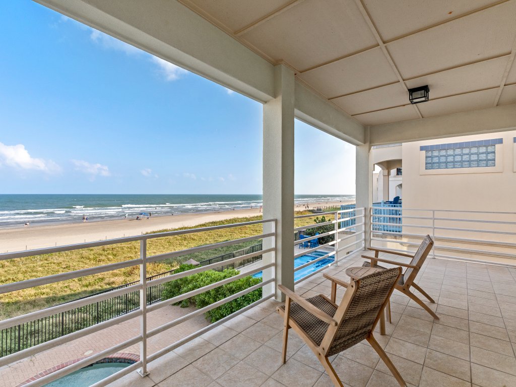 6416 Beach Drive Vacation Rental in South Padre Island - RedAwning