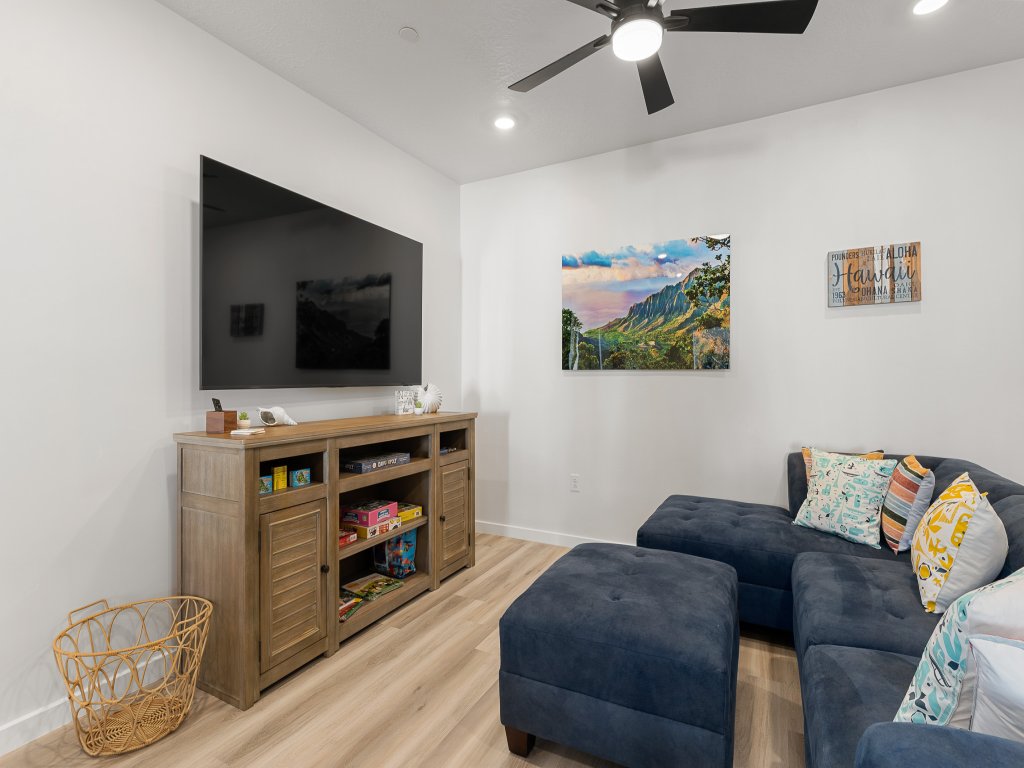 Kailua House Vacation Rental in Hurricane - RedAwning