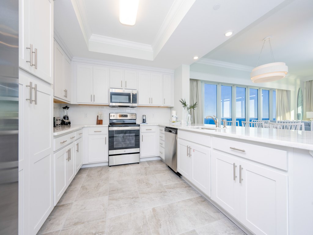 Phoenix Gulf Towers 1708 Vacation Rental in Orange Beach - RedAwning