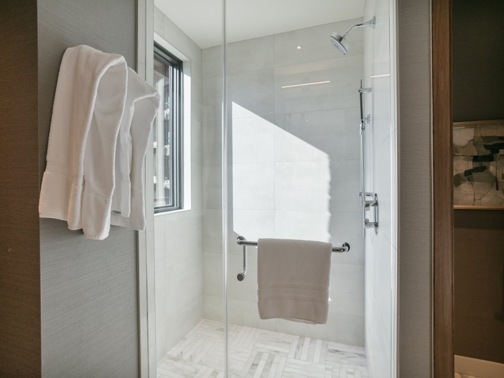 201 - Four Bedroom Argent Vacation Rental in Park City - RedAwning