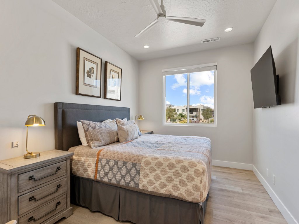 Tahitian Pearl Vacation Rental in St. George - RedAwning