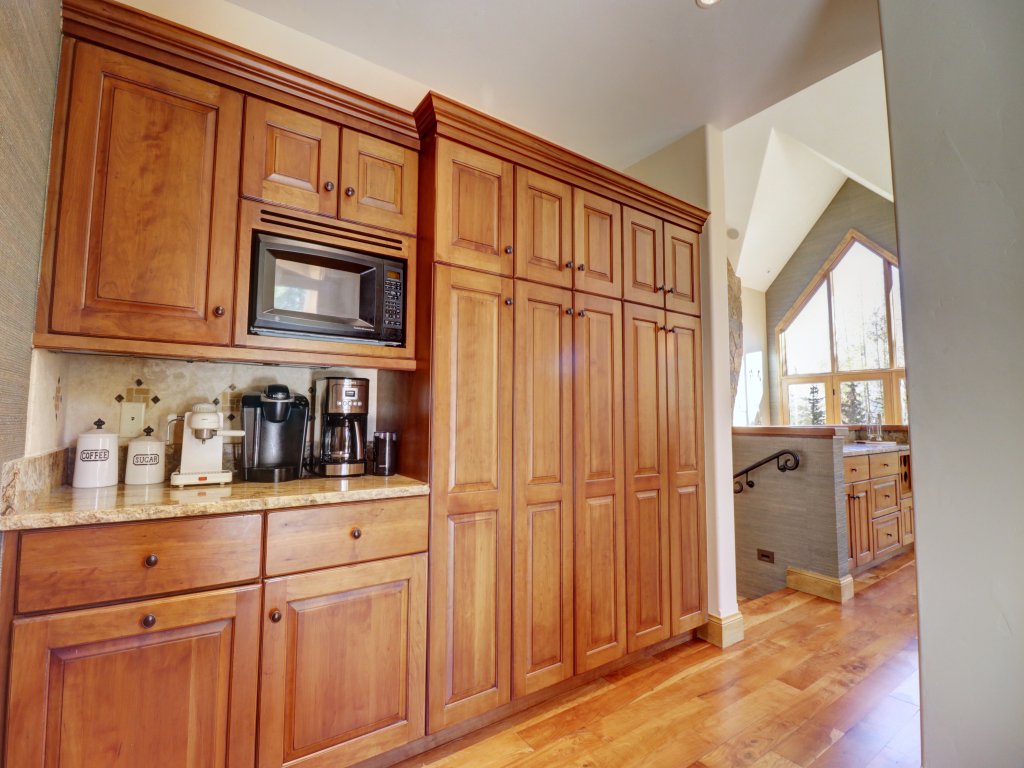 Peakside Escape 178 Vacation Rental in Silverthorne - RedAwning