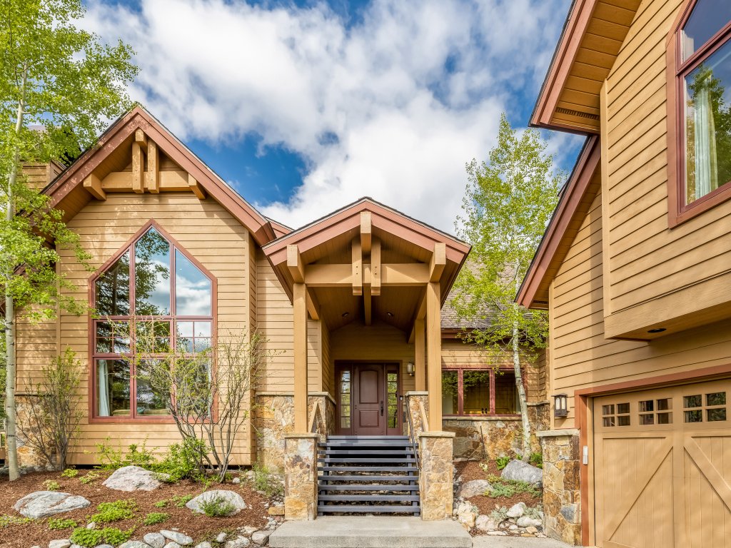 Peakside Escape 178 Vacation Rental in Silverthorne - RedAwning