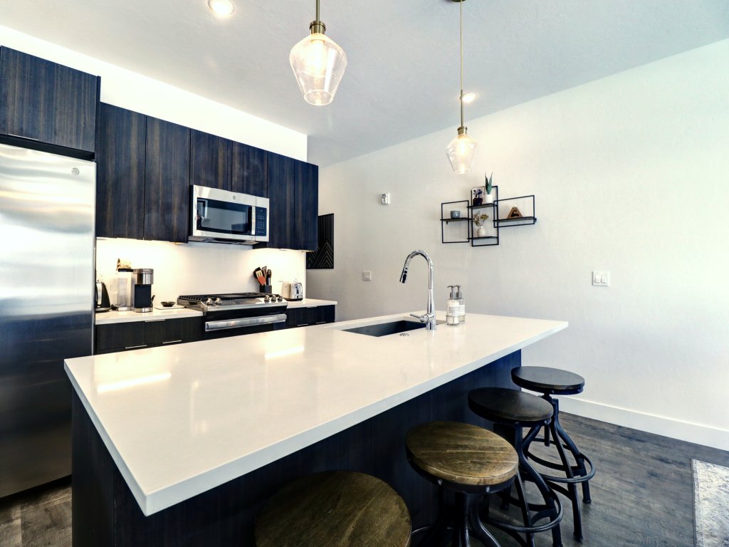 River West 611 Vacation Rental in Silverthorne - RedAwning