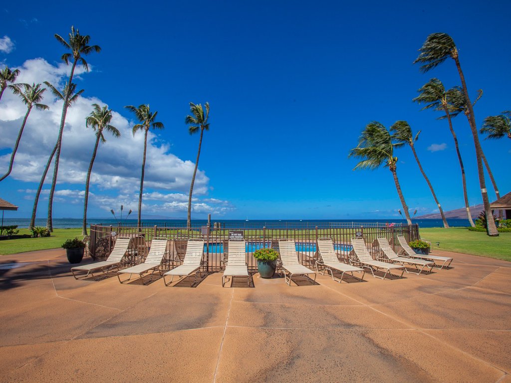 Maalaea Surf C10 Vacation Rental in Kihei - RedAwning