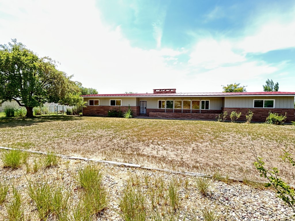Retro Retreat A 60's Time Capsule Vacation Rental in Grand Junction - RedAwning