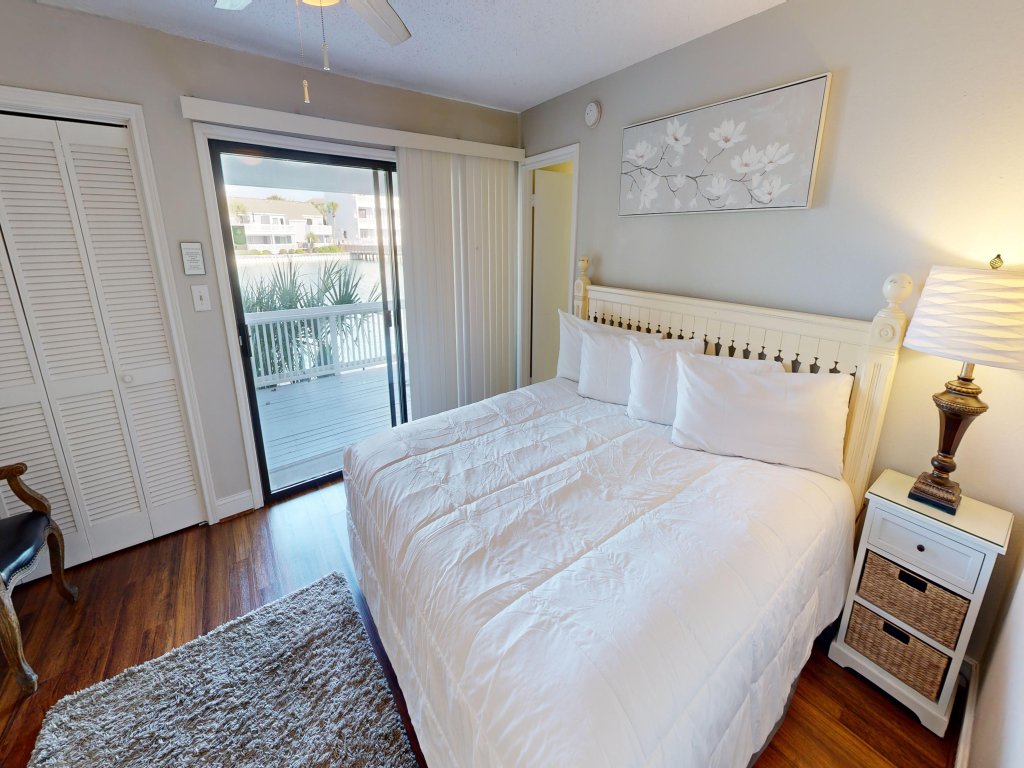 South Bay by the Gulf 061 Vacation Rental in Destin - RedAwning