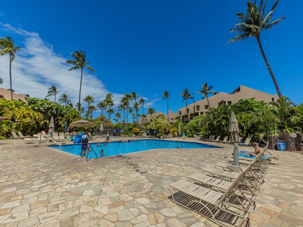 Kamaole Sands 5-205 Vacation Rental in Kihei - RedAwning