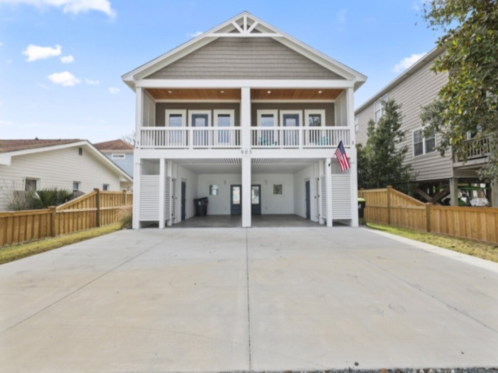 Point Pleasant Vacation Rental in North Carolina - RedAwning