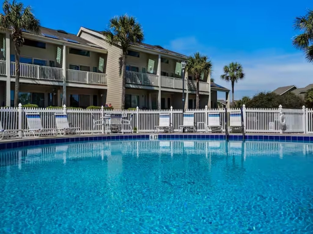 Grandview 150 Vacation Rental in Miramar Beach - RedAwning