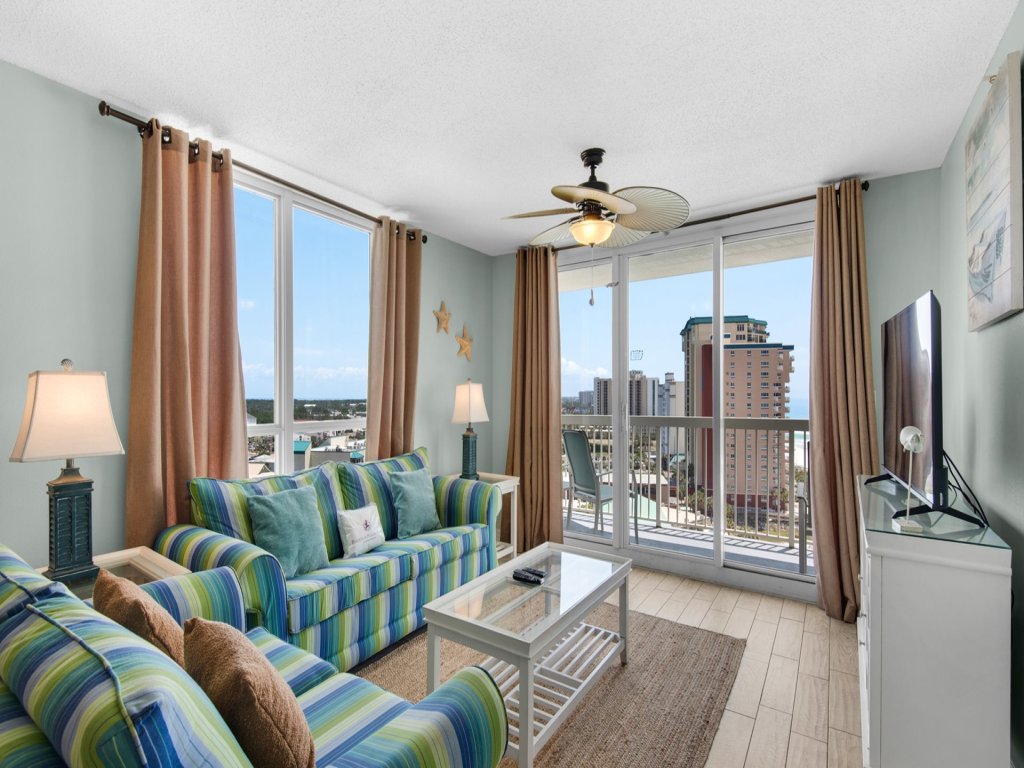 Pelican Beach 1218 Vacation Rental in Destin - RedAwning