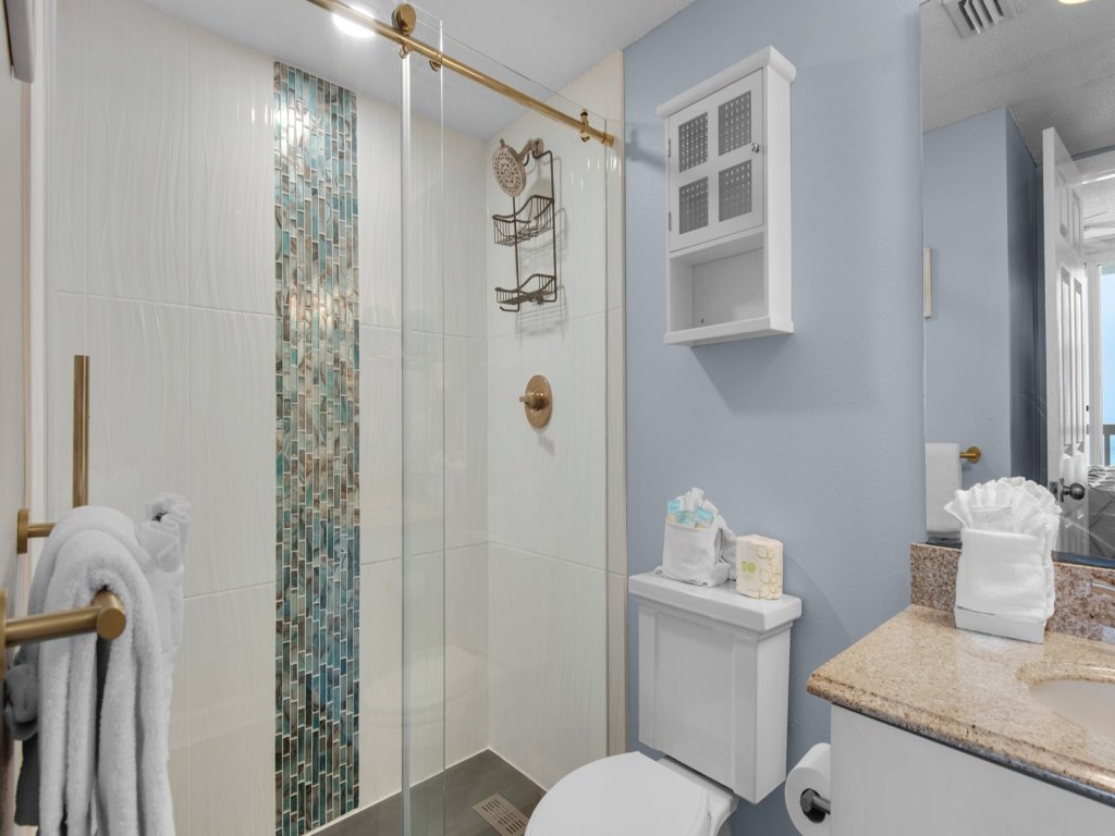 Pelican Beach 1218 Vacation Rental in Destin - RedAwning