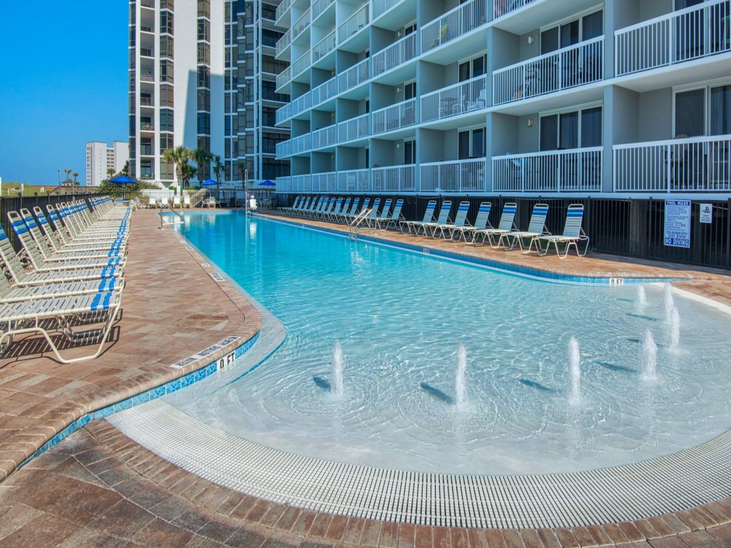 Pelican Beach 1218 Vacation Rental in Destin - RedAwning