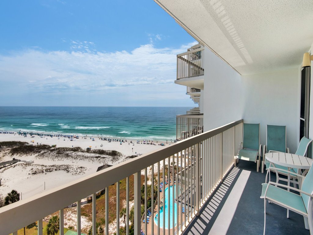 Pelican Beach 1218 Vacation Rental in Destin - RedAwning