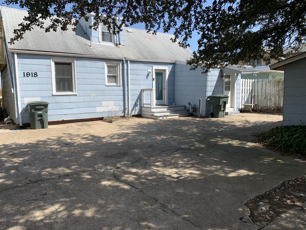 Sandy Dunes on the Bay Vacation Rental in Norfolk - RedAwning