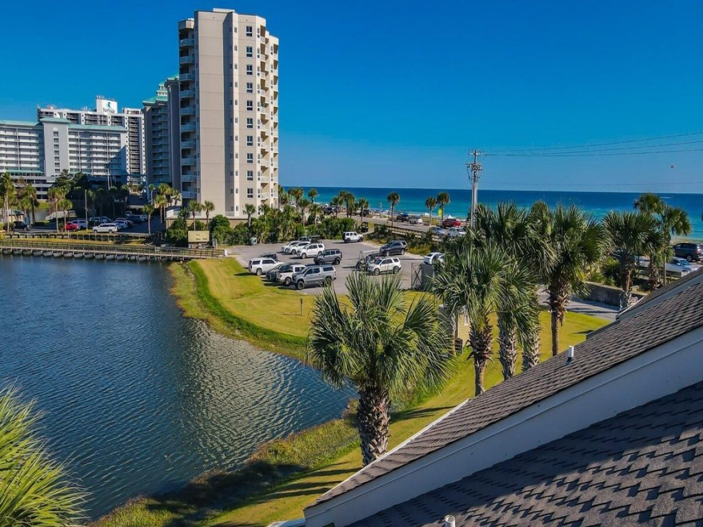 Family Tides 107 Vacation Rental in Miramar Beach - RedAwning