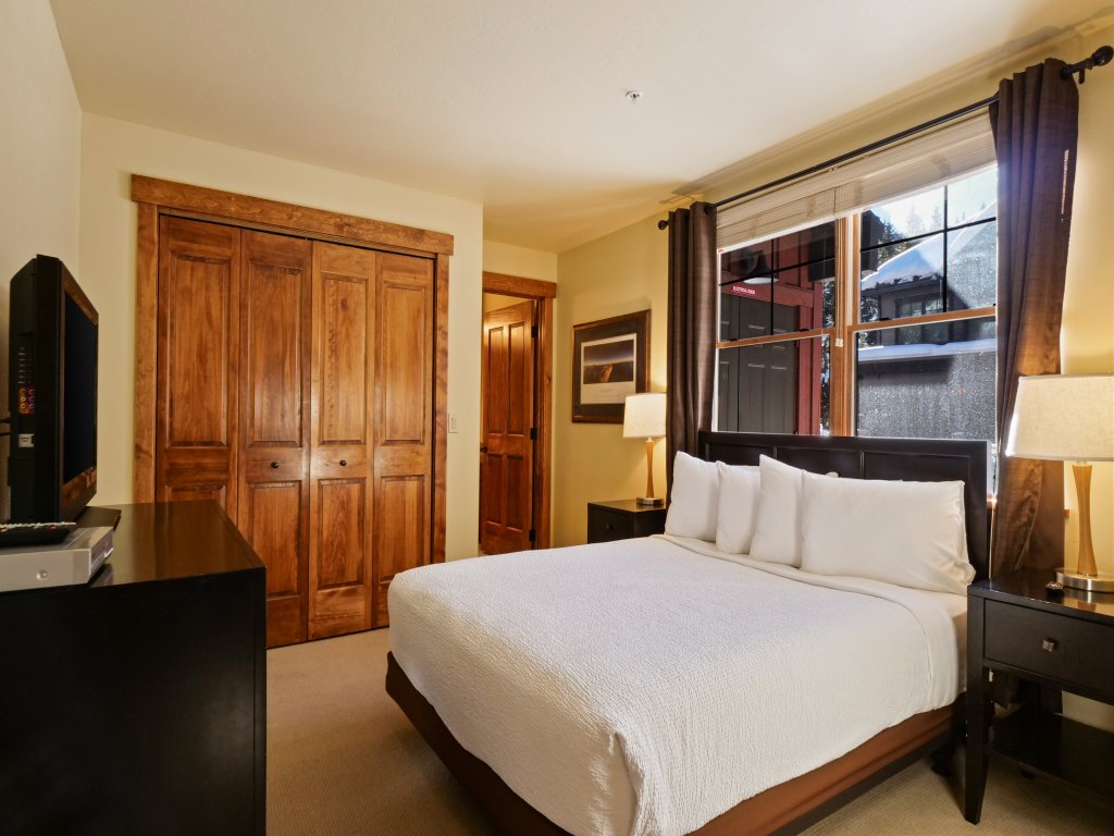 Cache 3 Bedroom Townhome # 2103 Vacation Rental in Copper Mountain - RedAwning