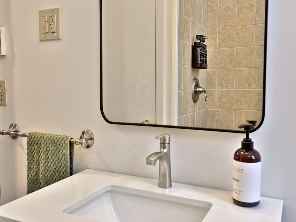 Shreadquarters Vacation Rental in Killington - RedAwning