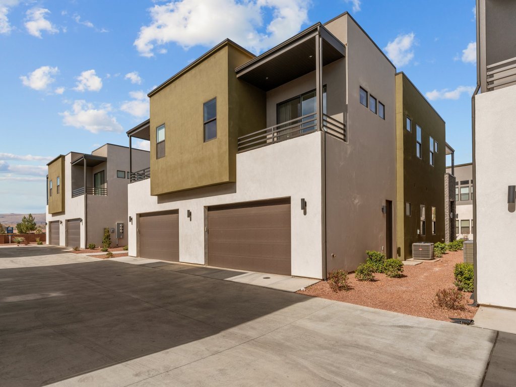 Villa #24 at Bloomington Country Club Vacation Rental in St. George - RedAwning
