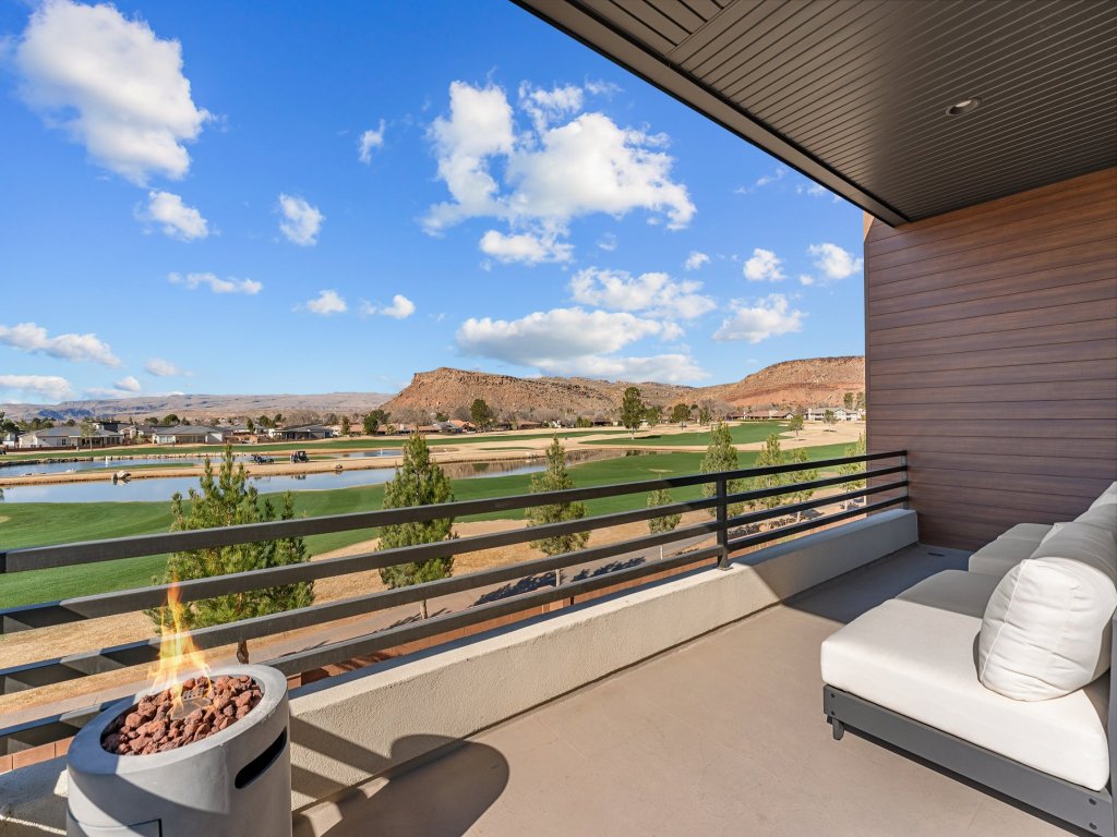 Villa #20 at Bloomington Country Club Vacation Rental in St. George - RedAwning