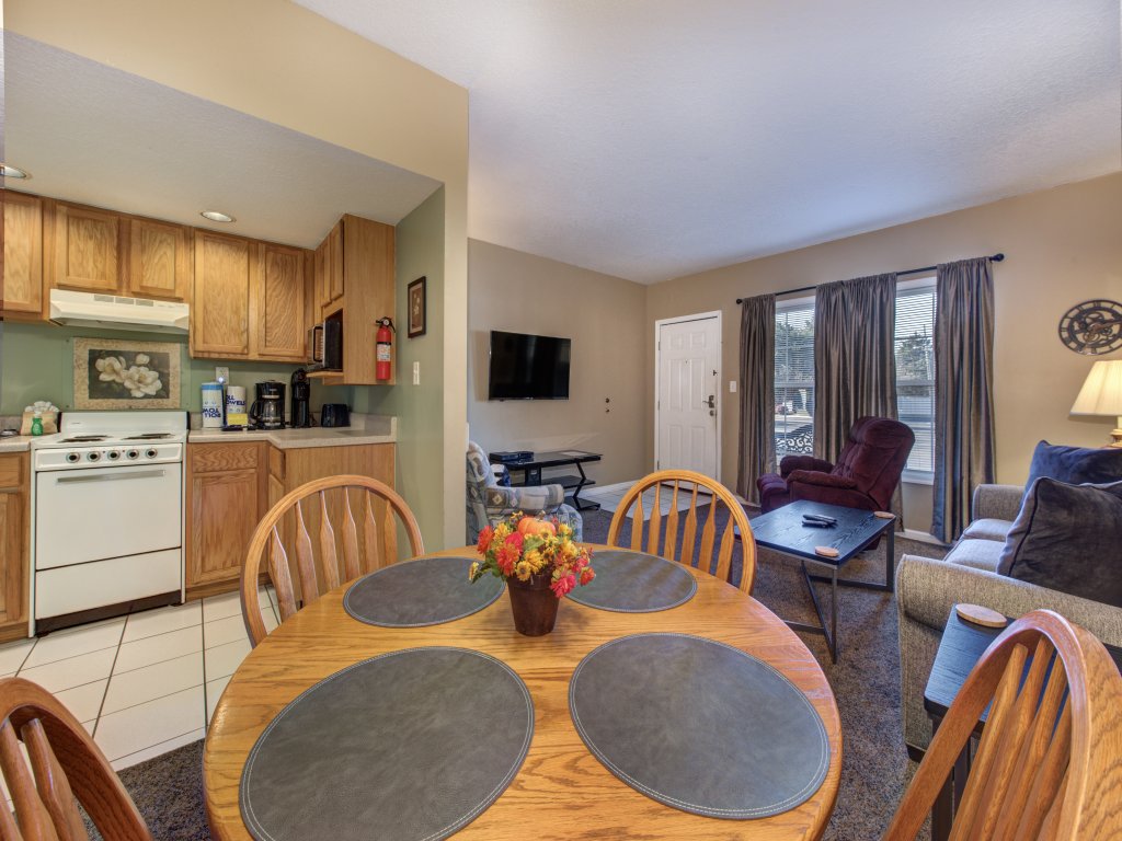 Colonial Crest Condo Unit #113 Vacation Rental in Pigeon Forge - RedAwning