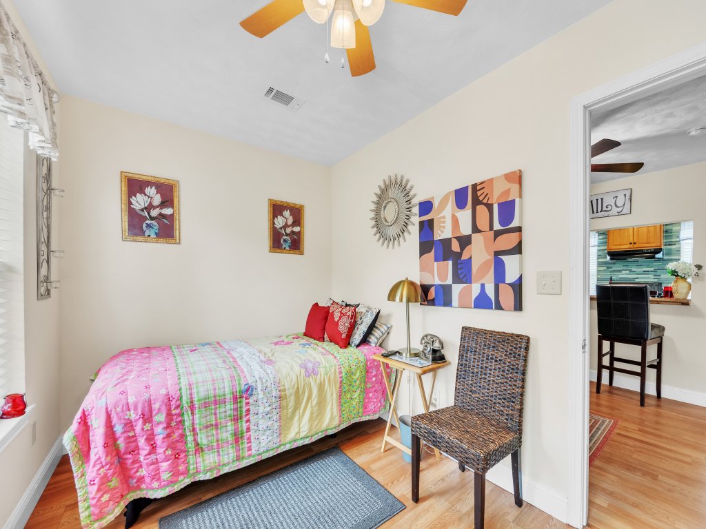 Walk to Beach & Old Town - Bay St. Louis Retreat Vacation Rental in Mississippi - RedAwning