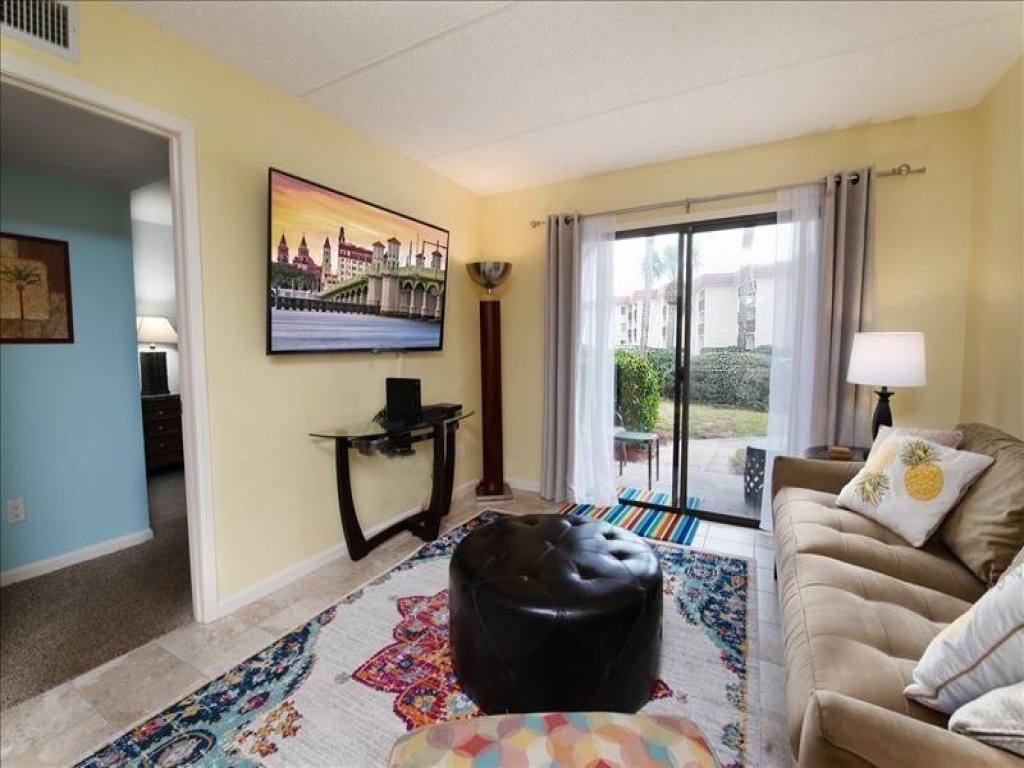 Mystic Sands I Steps to Beach I Free activities Vacation Rental in Florida - RedAwning