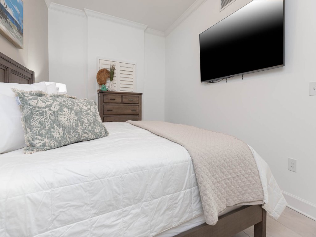 Phoenix Gulf Towers 1404 Vacation Rental in Orange Beach - RedAwning