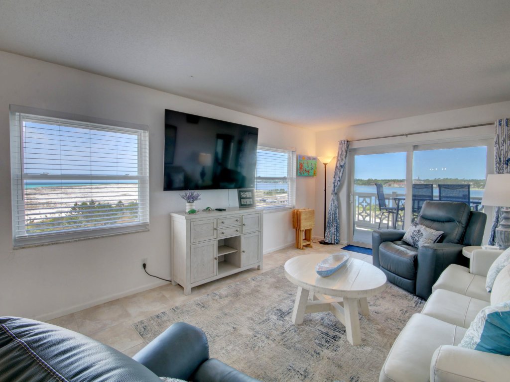 560 El Matador Vacation Rental in Fort Walton Beach - RedAwning