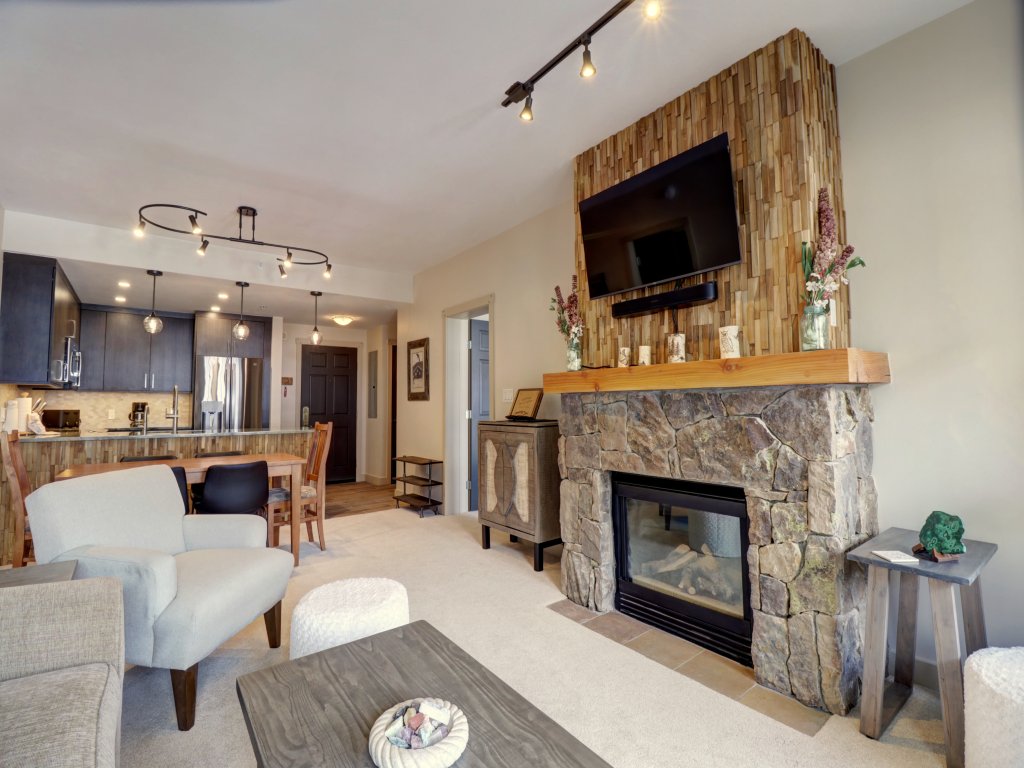 PP409 Passage Point Vacation Rental in Copper Mountain - RedAwning