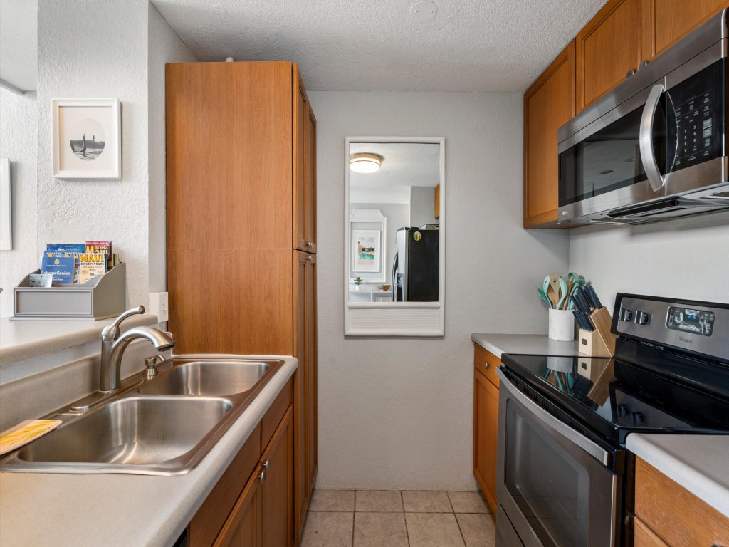 Kihei Garden Estates G204 Vacation Rental in Kihei - RedAwning