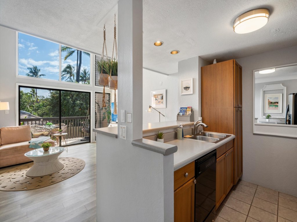 Kihei Garden Estates G204 Vacation Rental in Kihei - RedAwning