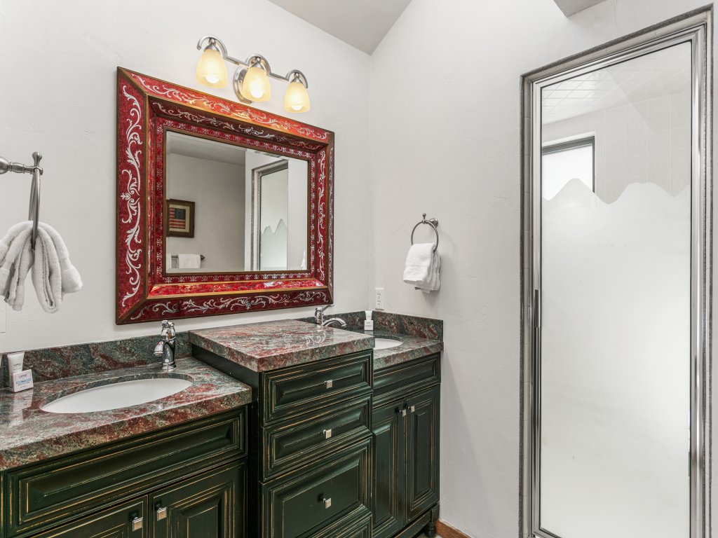 2060 Solamere Drive - Four Bedroom Home Vacation Rental in Park City - RedAwning