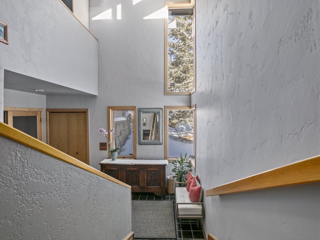 2060 Solamere Drive - Four Bedroom Home Vacation Rental in Park City - RedAwning