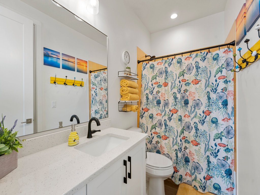 Beech Bungalow Vacation Rental in St. George - RedAwning